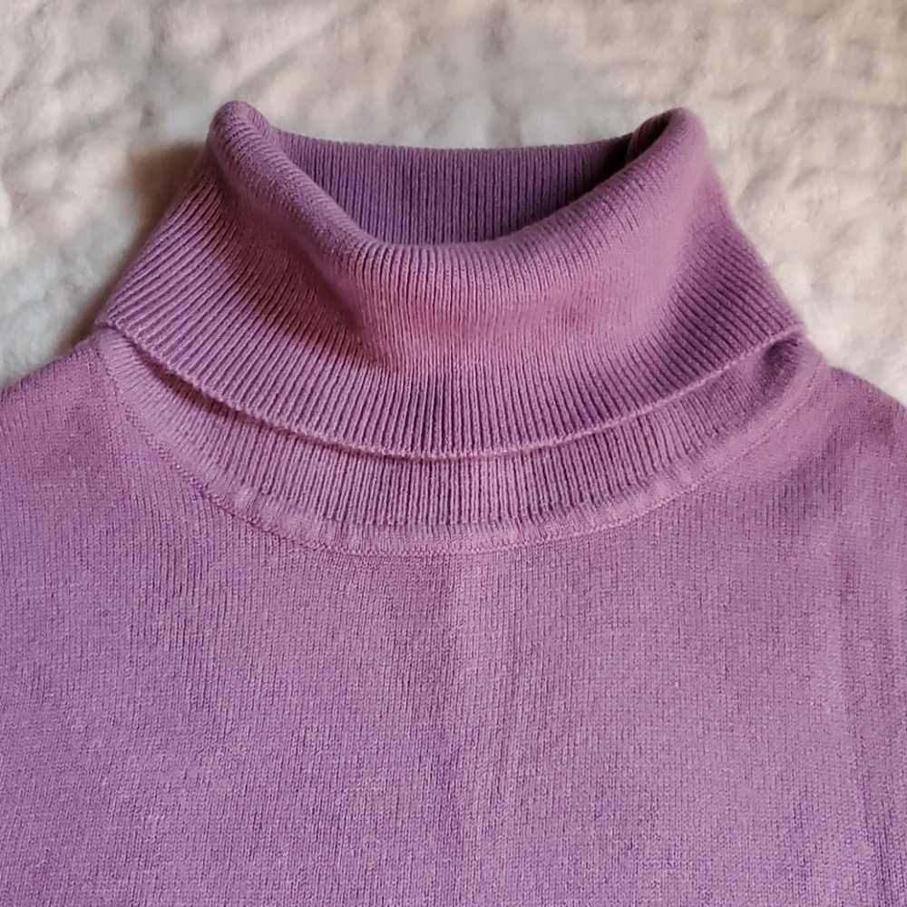 Croft & Barrow Turtle Neck Sweater - Picture 3 of 5